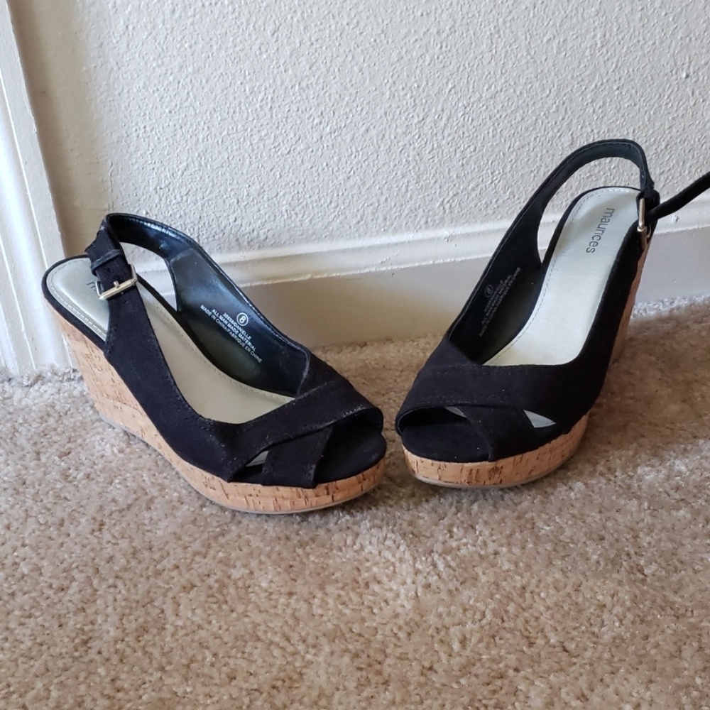 Womans size 8 wedges
